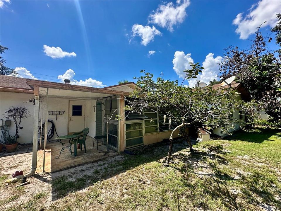 For Sale: $287,500 (3 beds, 2 baths, 1480 Square Feet)