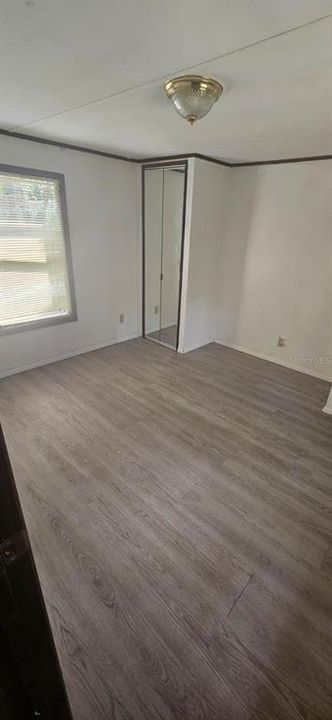 For Sale: $95,999 (2 beds, 1 baths, 672 Square Feet)