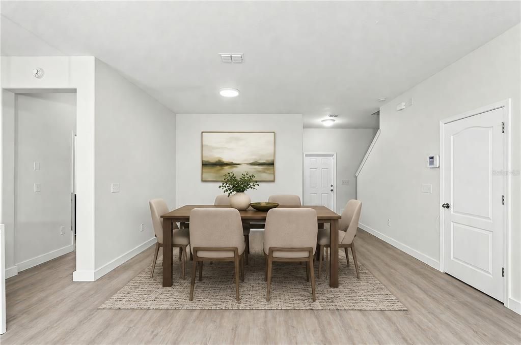 Activo con contrato: $380,000 (4 camas, 2 baños, 2465 Pies cuadrados)