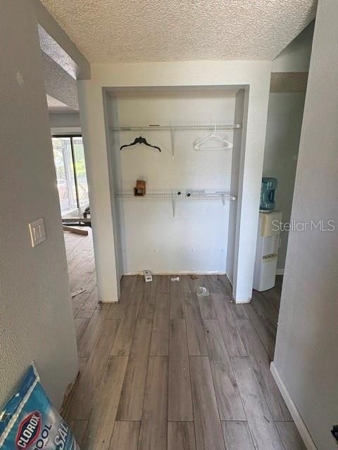 На продажу: $230,000 (3 спален, 2 ванн, 1605 Квадратных фут)