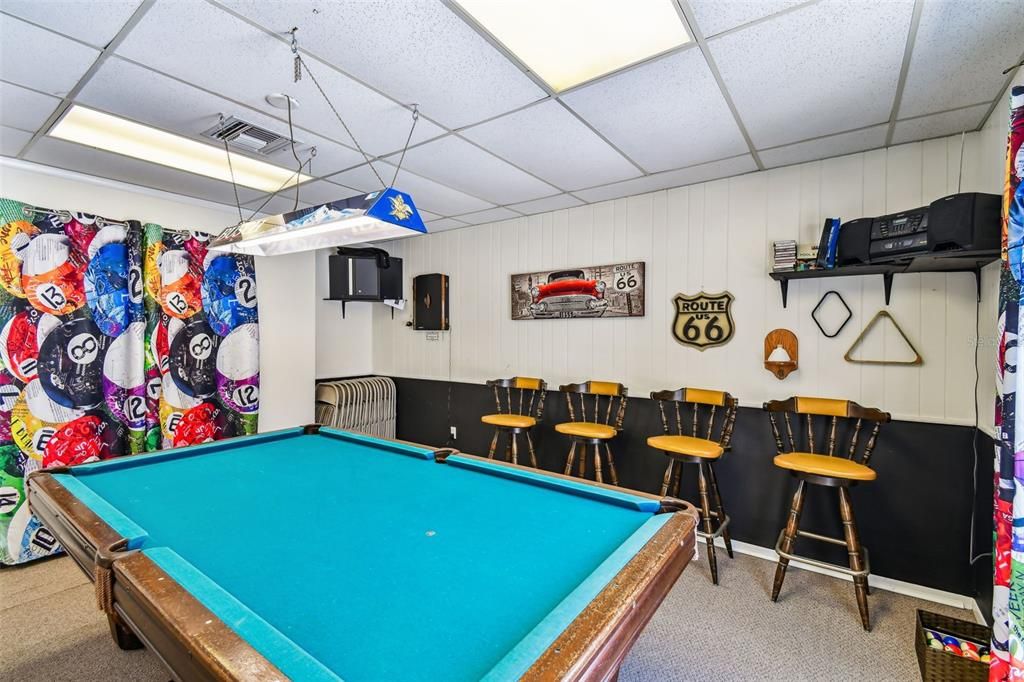 For Rent: $2,600 (2 beds, 2 baths, 865 Square Feet)