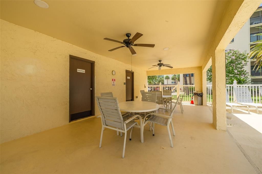 For Sale: $229,900 (2 beds, 2 baths, 1440 Square Feet)