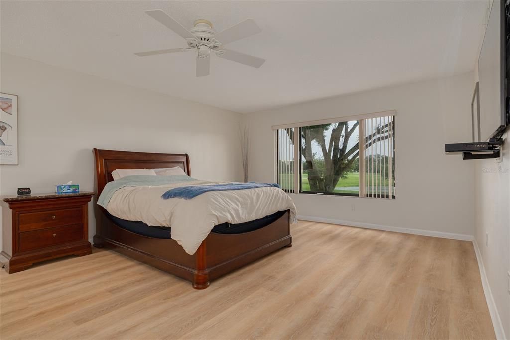 For Sale: $229,900 (2 beds, 2 baths, 1440 Square Feet)