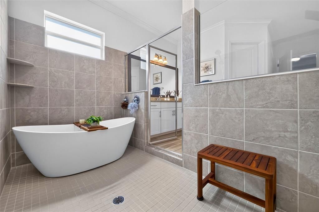 For Sale: $849,000 (3 beds, 3 baths, 2449 Square Feet)