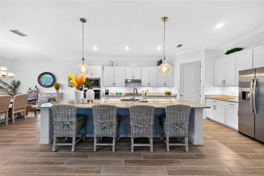 For Sale: $849,000 (3 beds, 3 baths, 2449 Square Feet)