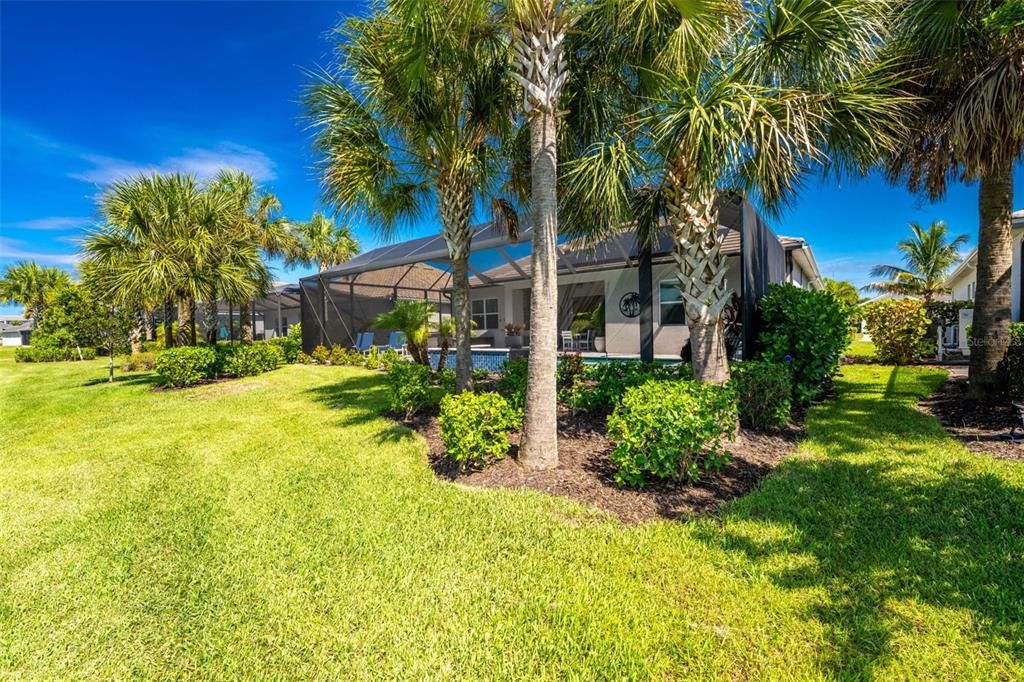 For Sale: $849,000 (3 beds, 3 baths, 2449 Square Feet)