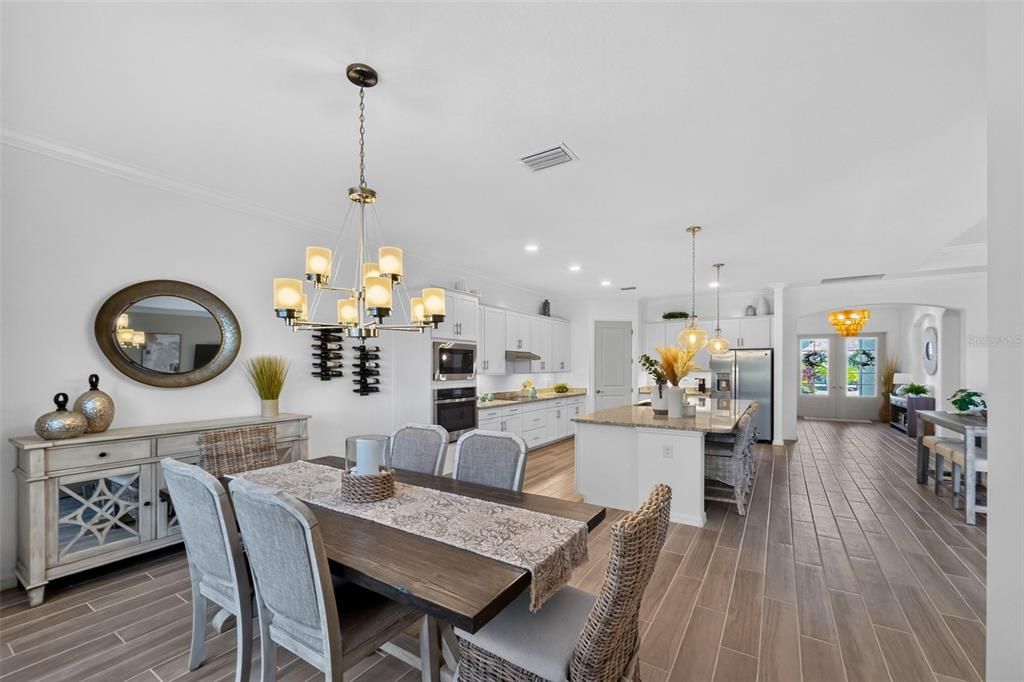 For Sale: $849,000 (3 beds, 3 baths, 2449 Square Feet)