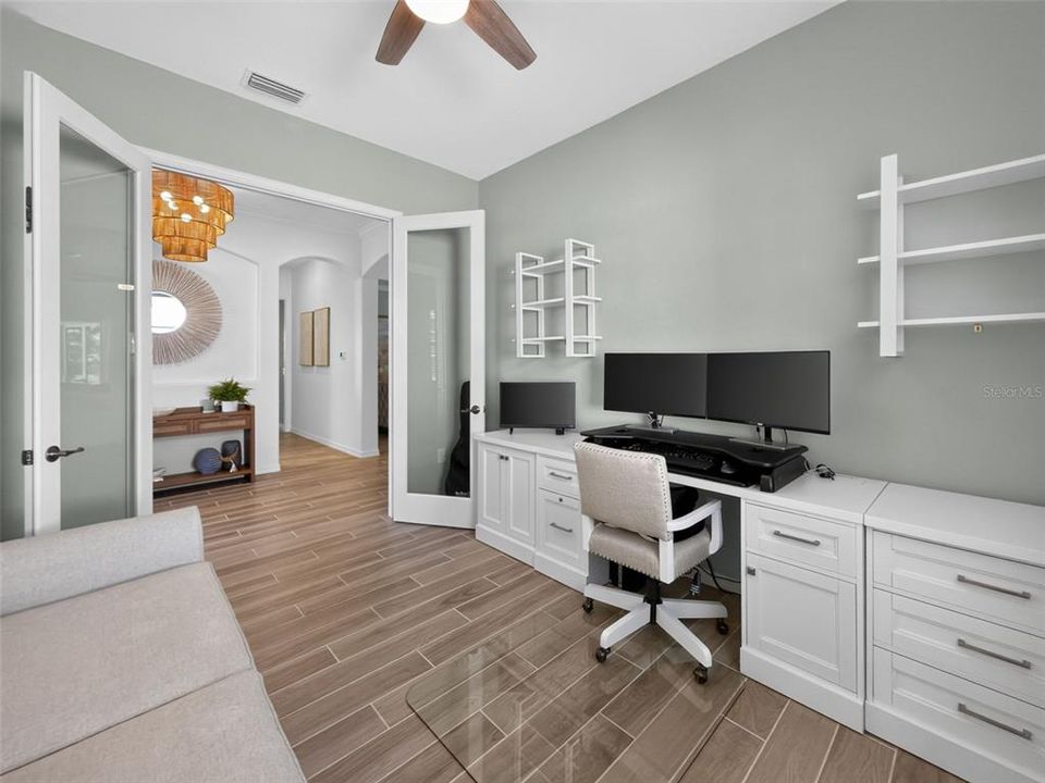 For Sale: $849,000 (3 beds, 3 baths, 2449 Square Feet)