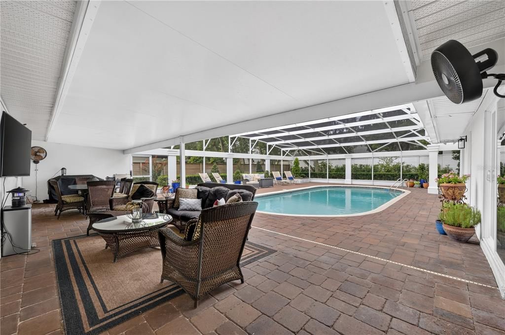 For Sale: $1,049,990 (5 beds, 3 baths, 3254 Square Feet)