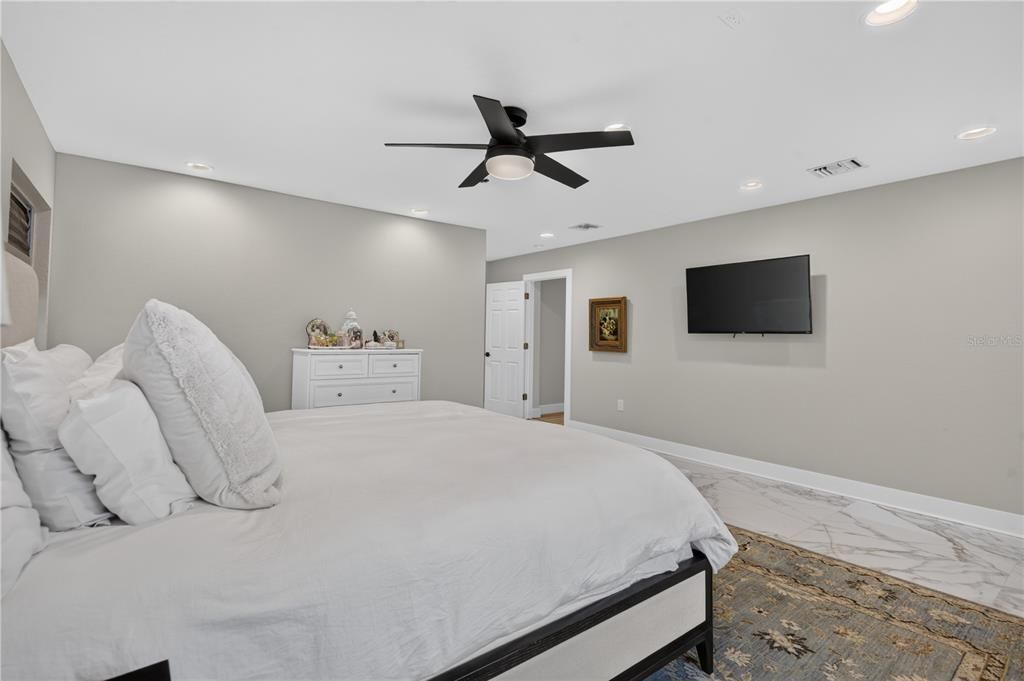 For Sale: $1,049,990 (5 beds, 3 baths, 3254 Square Feet)