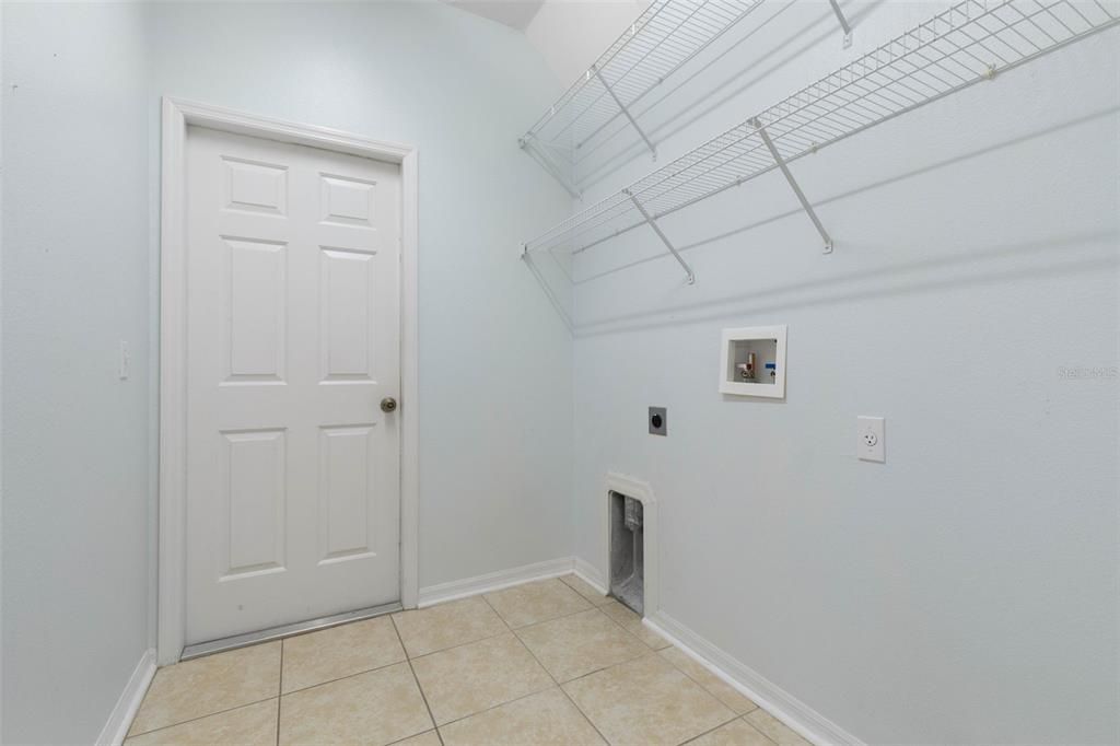 For Sale: $445,000 (3 beds, 2 baths, 1903 Square Feet)