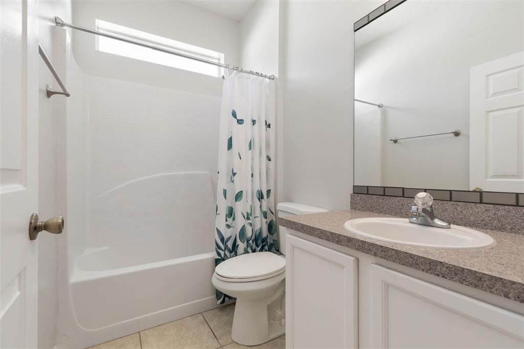 For Sale: $445,000 (3 beds, 2 baths, 1903 Square Feet)