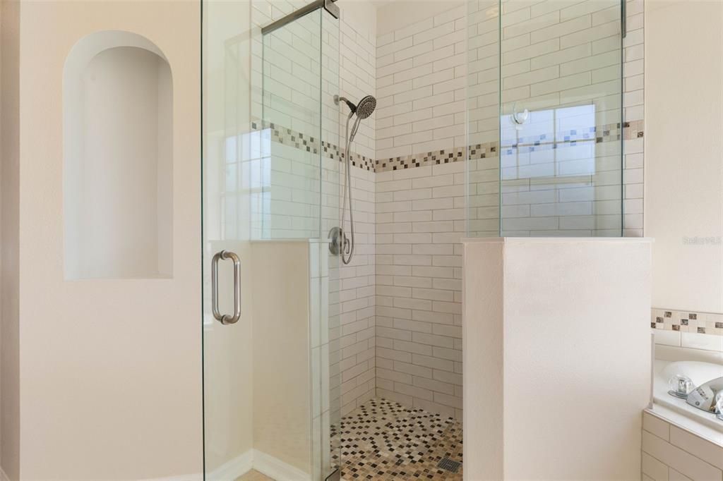 For Sale: $445,000 (3 beds, 2 baths, 1903 Square Feet)