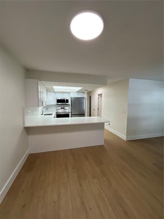 For Rent: $1,700 (2 beds, 2 baths, 912 Square Feet)