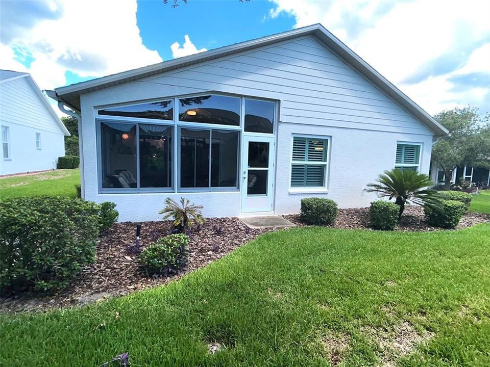 For Sale: $389,000 (3 beds, 2 baths, 1944 Square Feet)