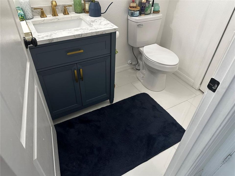 For Rent: $2,450 (3 beds, 2 baths, 1855 Square Feet)