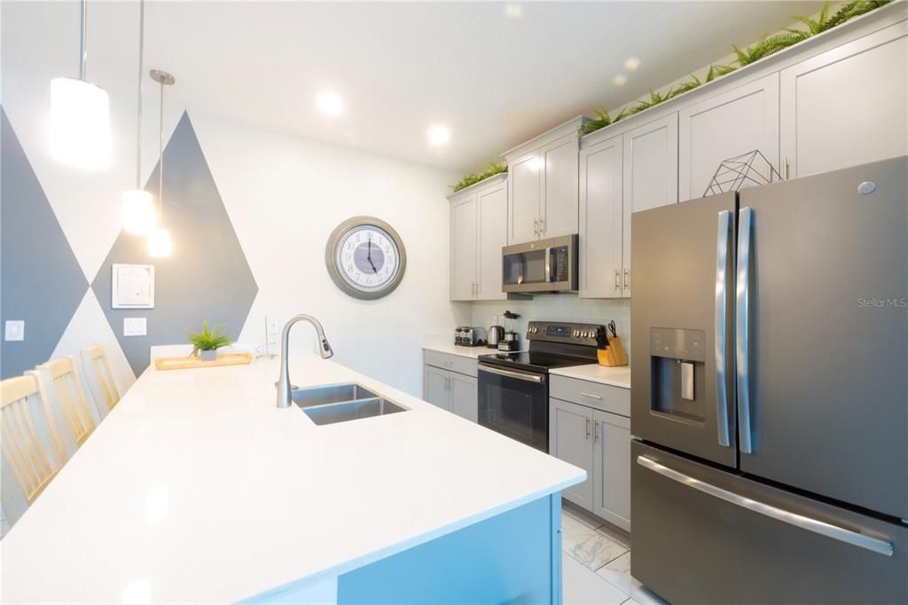 For Sale: $419,900 (5 beds, 4 baths, 2167 Square Feet)