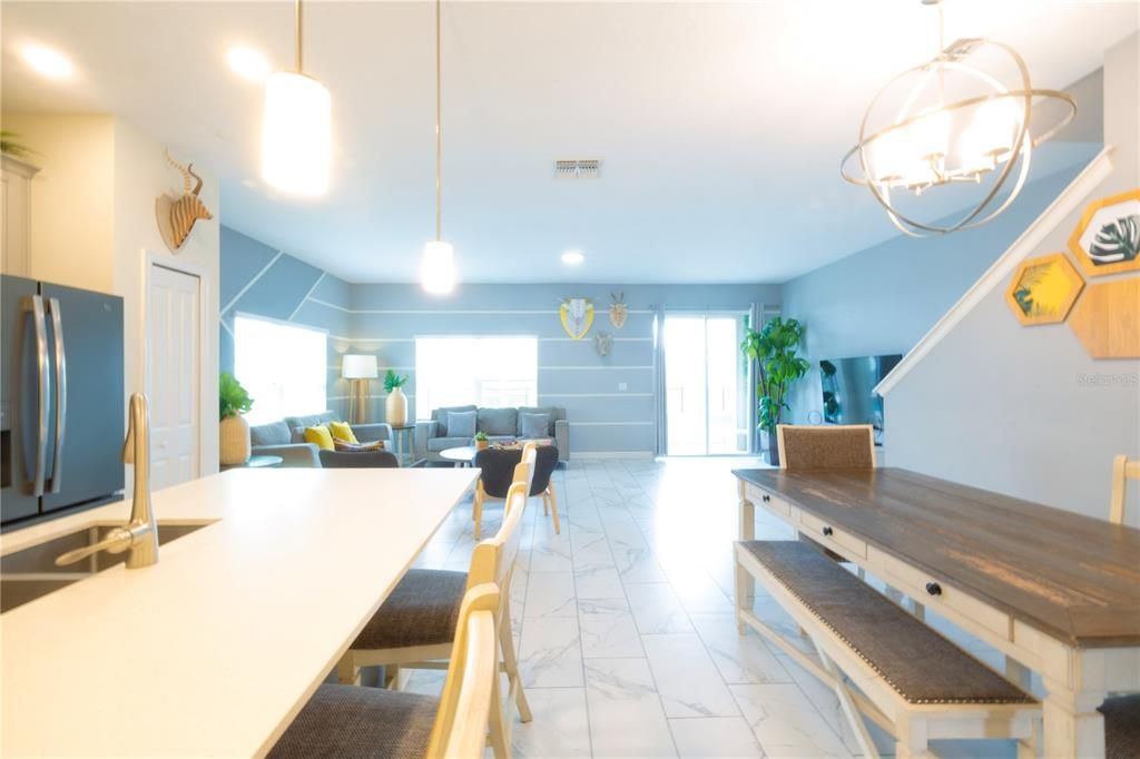 For Sale: $419,900 (5 beds, 4 baths, 2167 Square Feet)