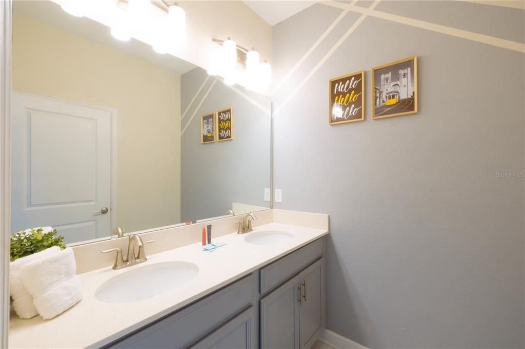 For Sale: $419,900 (5 beds, 4 baths, 2167 Square Feet)