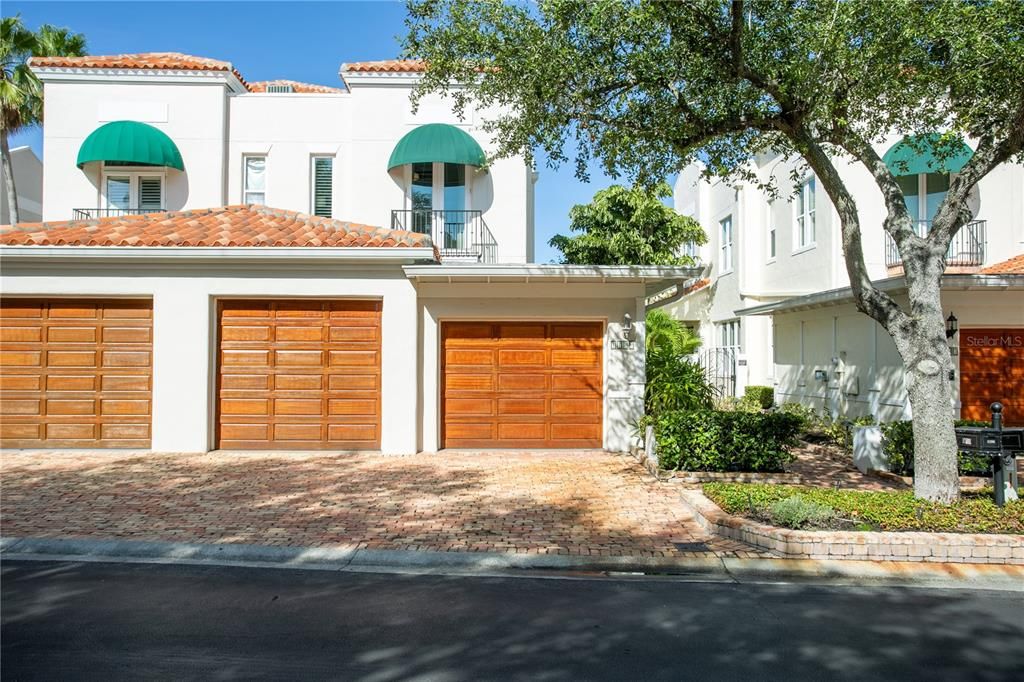 En Venta: $3,695,000 (4 camas, 2 baños, 3524 Pies cuadrados)