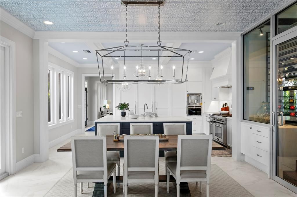 En Venta: $3,695,000 (4 camas, 2 baños, 3524 Pies cuadrados)