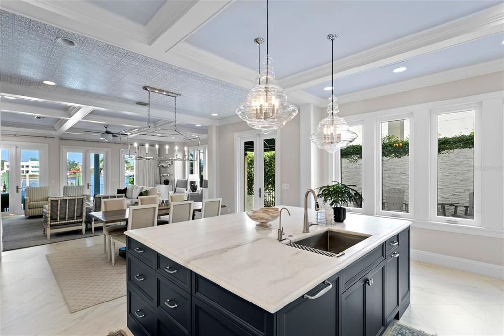 En Venta: $3,695,000 (4 camas, 2 baños, 3524 Pies cuadrados)