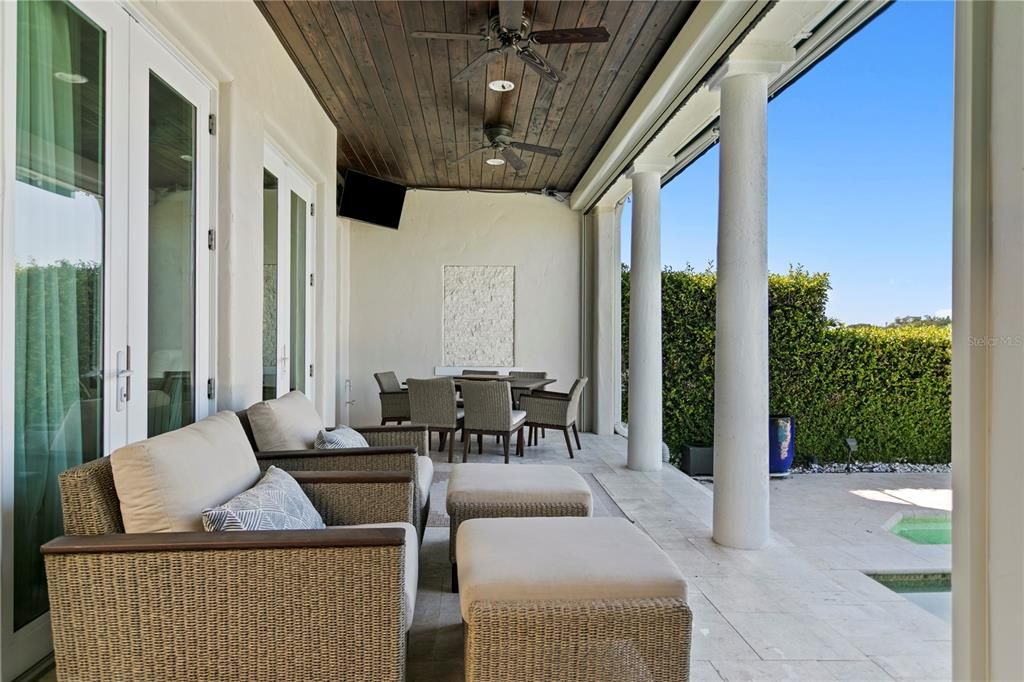 En Venta: $3,695,000 (4 camas, 2 baños, 3524 Pies cuadrados)