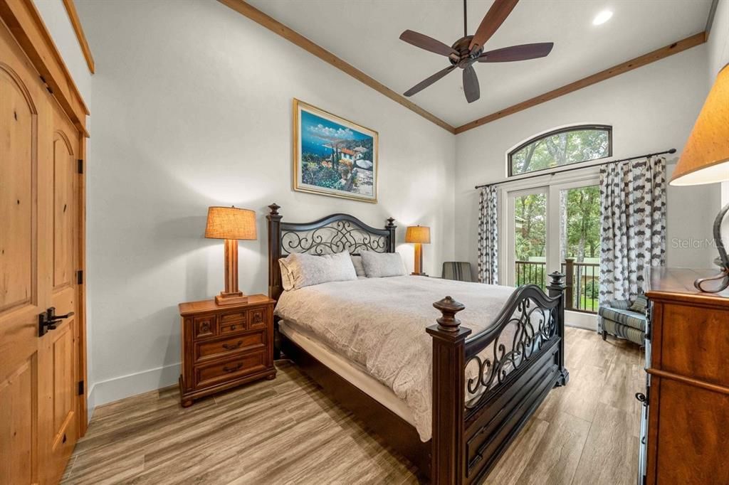For Sale: $2,900,000 (4 beds, 3 baths, 3298 Square Feet)