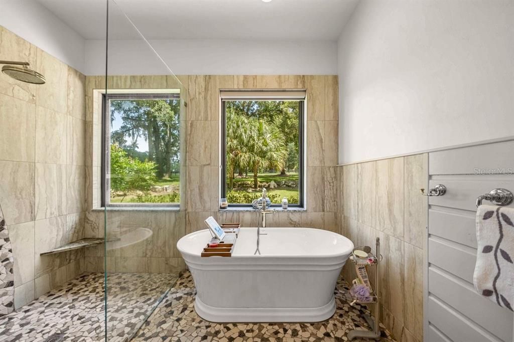 For Sale: $2,900,000 (4 beds, 3 baths, 3298 Square Feet)