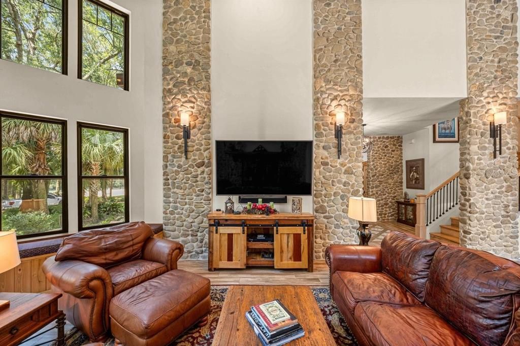 For Sale: $2,900,000 (4 beds, 3 baths, 3298 Square Feet)