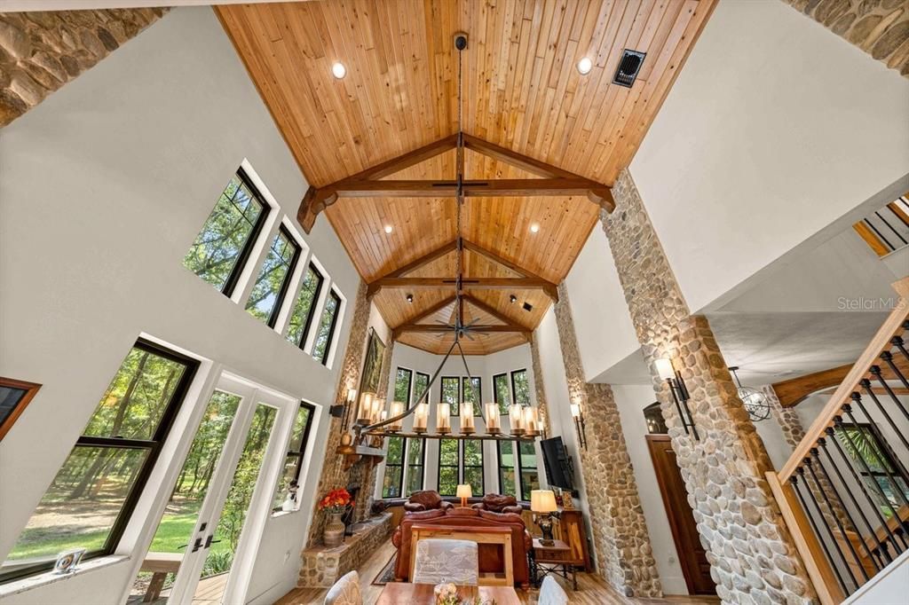 For Sale: $2,900,000 (4 beds, 3 baths, 3298 Square Feet)