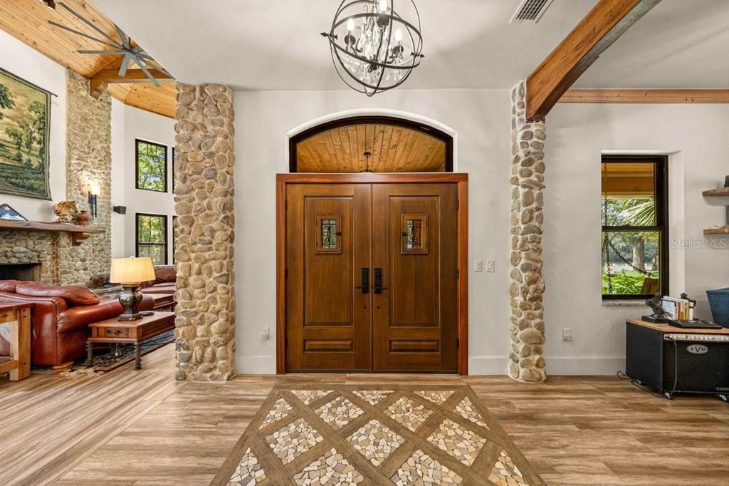 For Sale: $2,900,000 (4 beds, 3 baths, 3298 Square Feet)