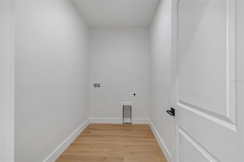 На продажу: $615,000 (4 спален, 3 ванн, 1870 Квадратных фут)