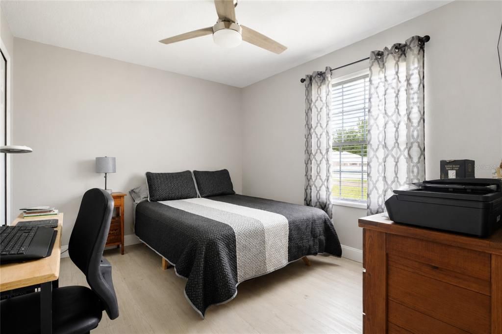 For Sale: $335,000 (2 beds, 2 baths, 1191 Square Feet)