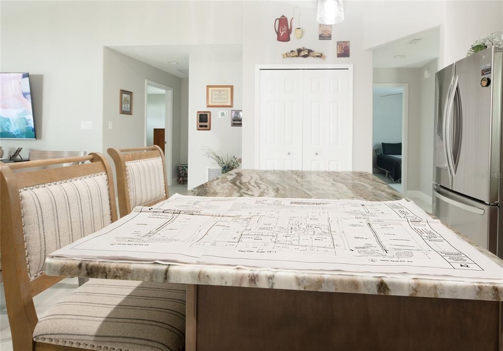 For Sale: $335,000 (2 beds, 2 baths, 1191 Square Feet)