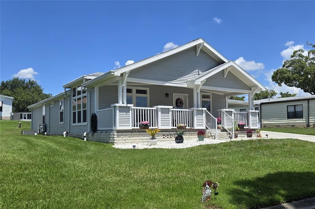 For Sale: $295,000 (2 beds, 2 baths, 1740 Square Feet)