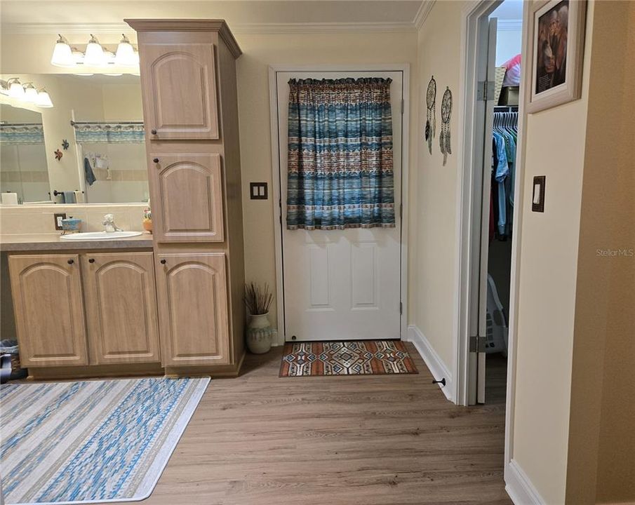 For Sale: $295,000 (2 beds, 2 baths, 1740 Square Feet)