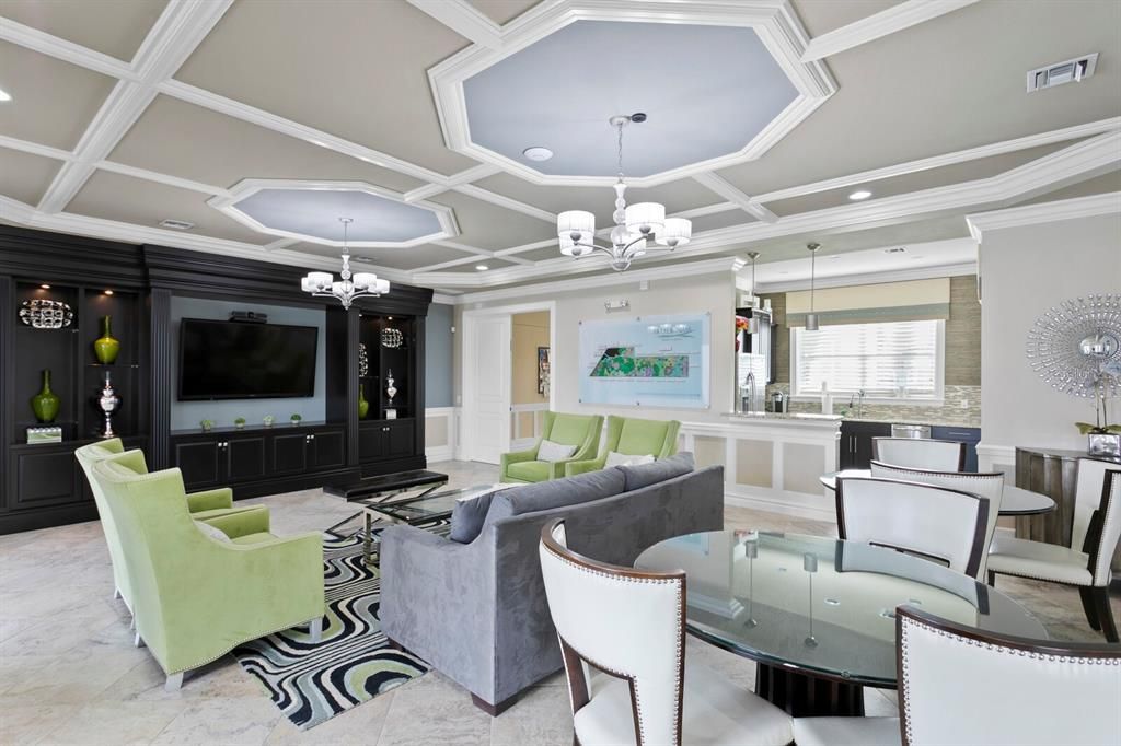 En Venta: $309,999 (3 camas, 2 baños, 1587 Pies cuadrados)