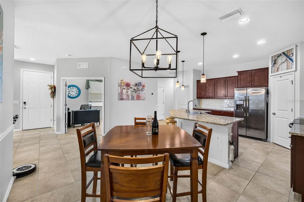 En Venta: $309,999 (3 camas, 2 baños, 1587 Pies cuadrados)