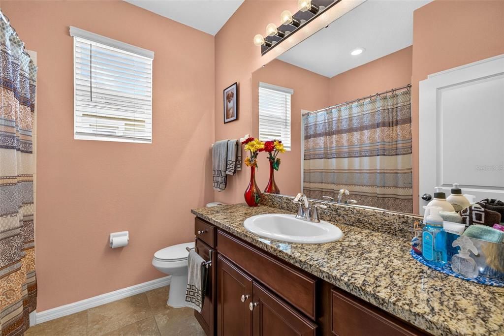 En Venta: $309,999 (3 camas, 2 baños, 1587 Pies cuadrados)
