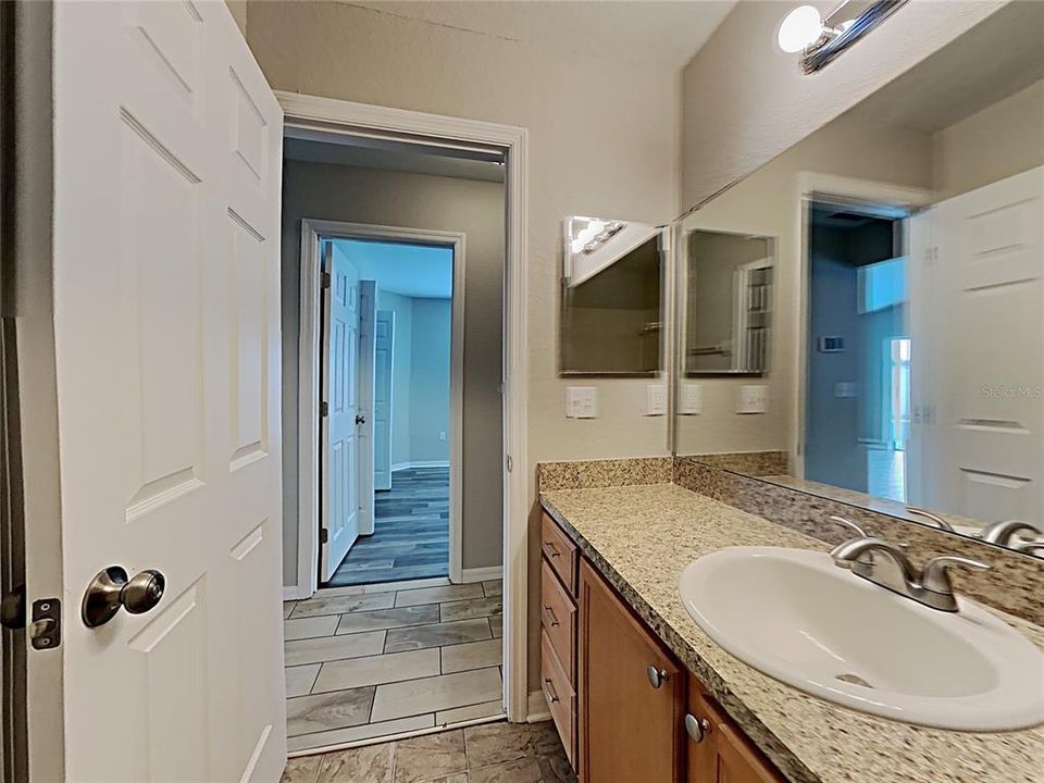 For Rent: $2,075 (3 beds, 2 baths, 1488 Square Feet)