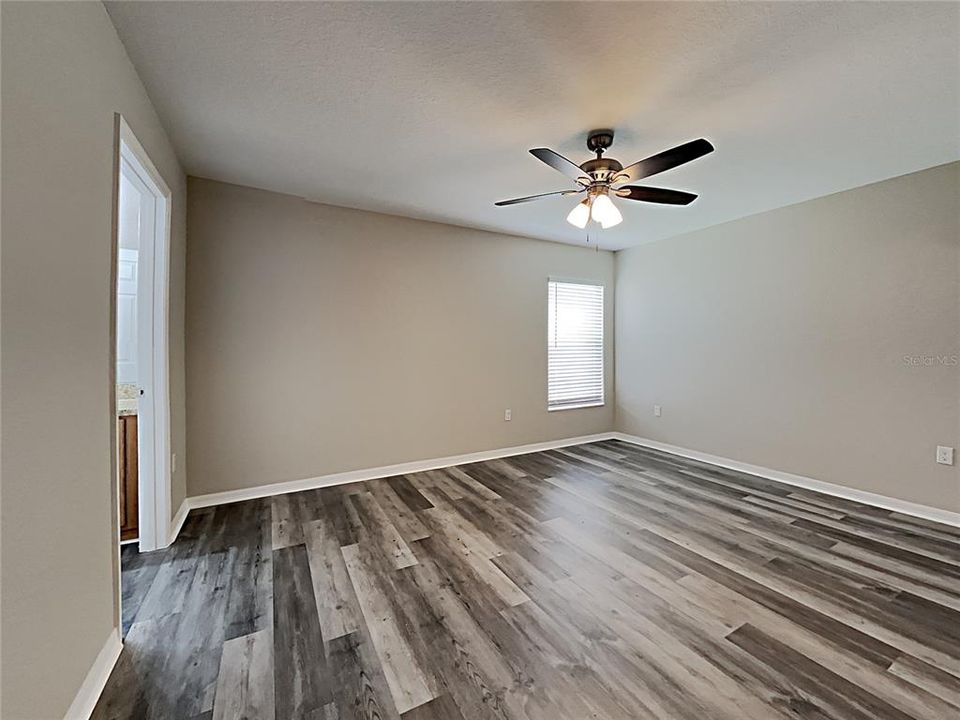 For Rent: $2,075 (3 beds, 2 baths, 1488 Square Feet)
