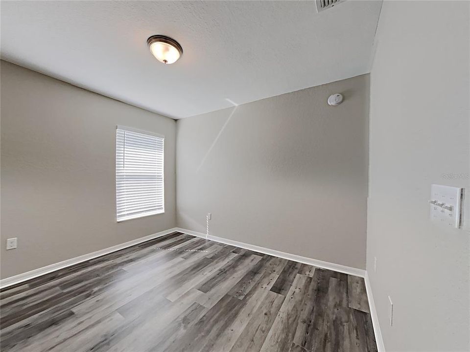 For Rent: $2,075 (3 beds, 2 baths, 1488 Square Feet)
