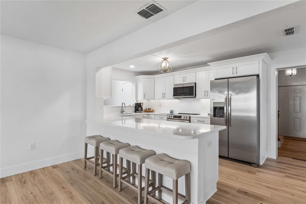 En Venta: $875,000 (5 camas, 3 baños, 3258 Pies cuadrados)