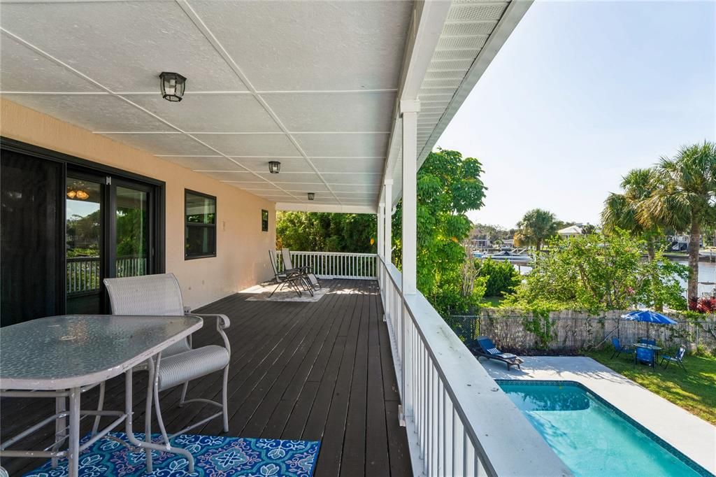 En Venta: $875,000 (5 camas, 3 baños, 3258 Pies cuadrados)