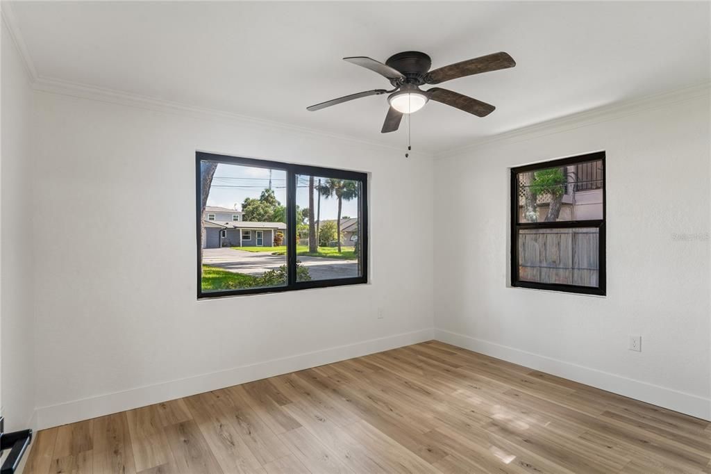 En Venta: $875,000 (5 camas, 3 baños, 3258 Pies cuadrados)