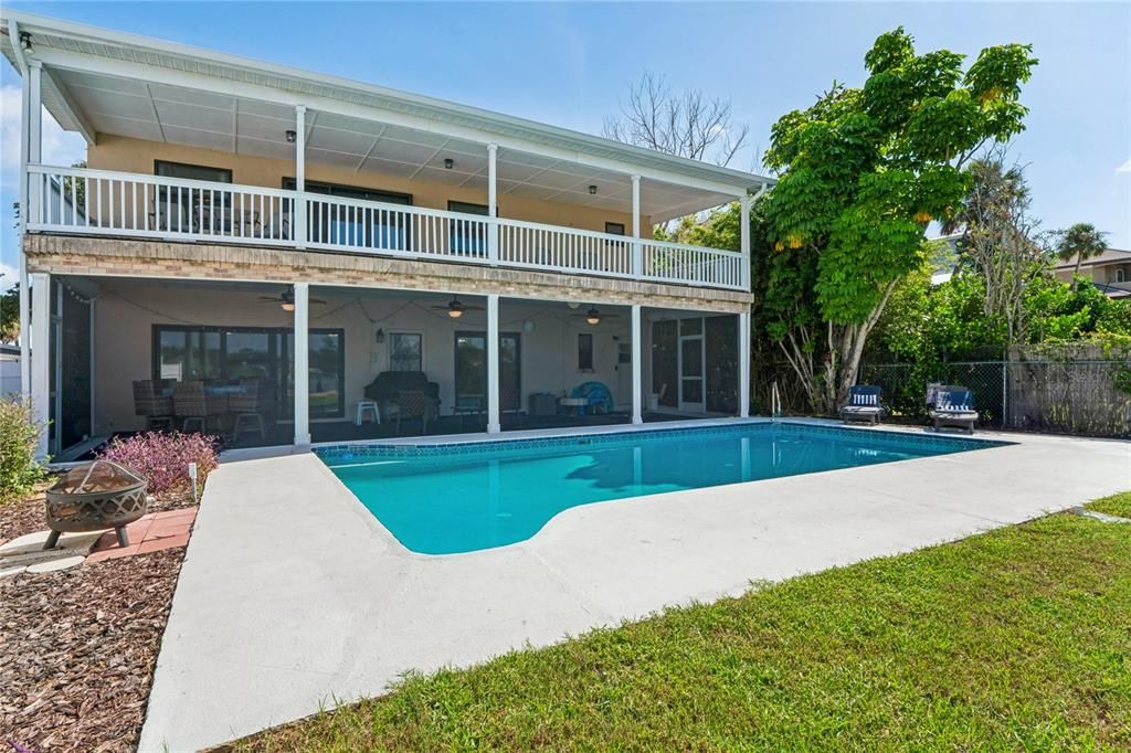 En Venta: $875,000 (5 camas, 3 baños, 3258 Pies cuadrados)