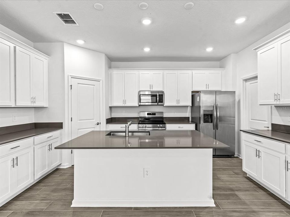 Active With Contract: $2,900 (4 beds, 3 baths, 2199 Square Feet)
