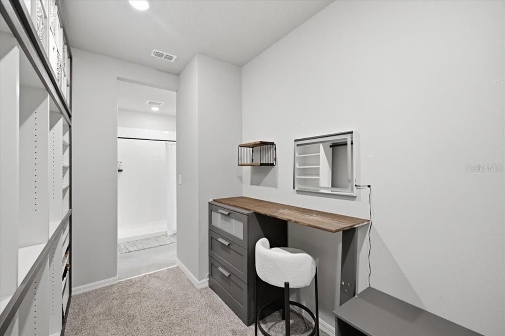 For Rent: $3,000 (4 beds, 3 baths, 1988 Square Feet)
