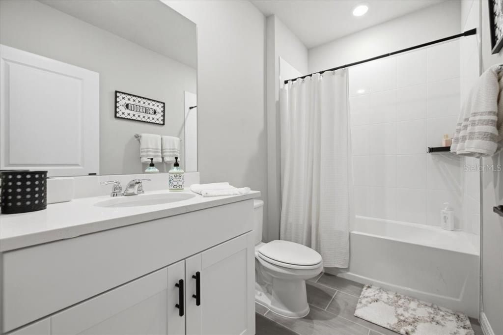 For Rent: $3,000 (4 beds, 3 baths, 1988 Square Feet)